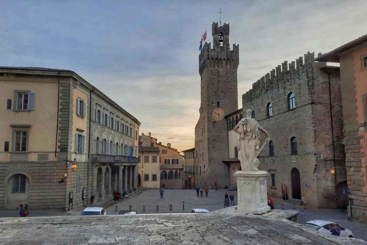 Arezzo Charming Apartment Luaran gambar