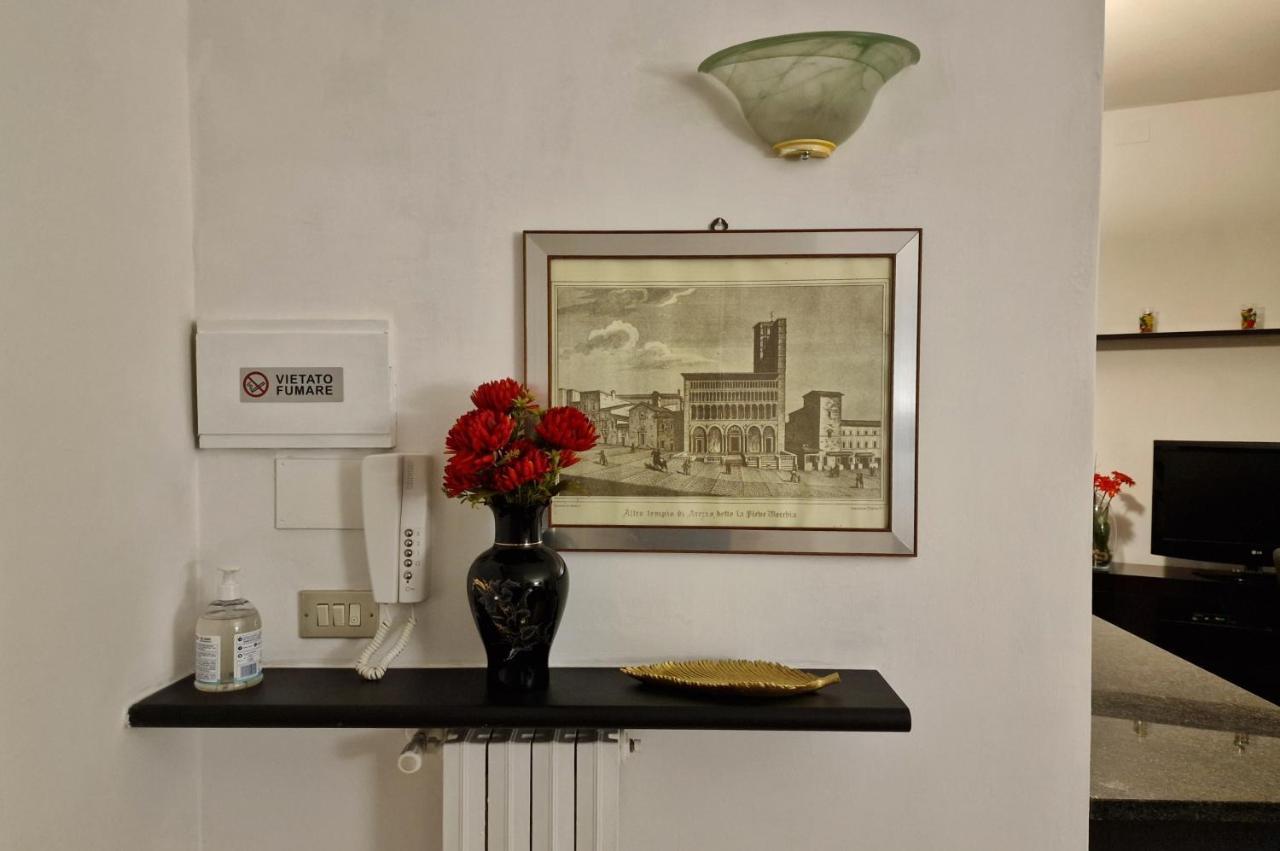 Arezzo Charming Apartment Luaran gambar